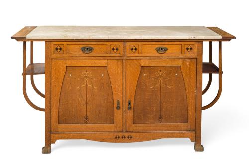 Aparador modernista en madera de roble, C. 1900.Doble pue