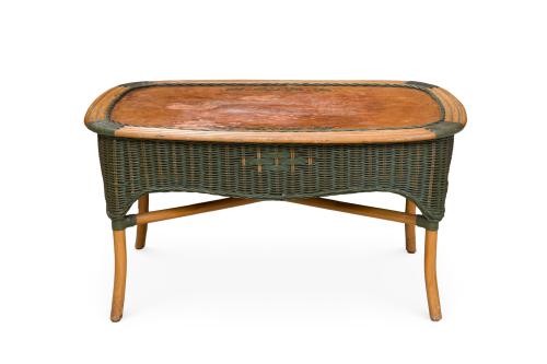 Conjunto de exterior en mimbre pintado, c. 1970.