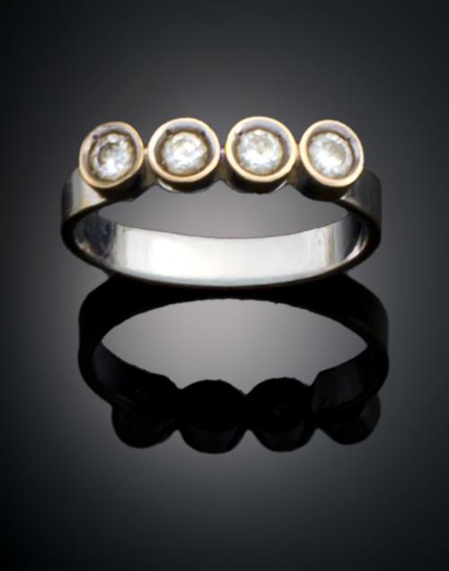ANILLO MEDIA ALIANZA CON DIAMANTES