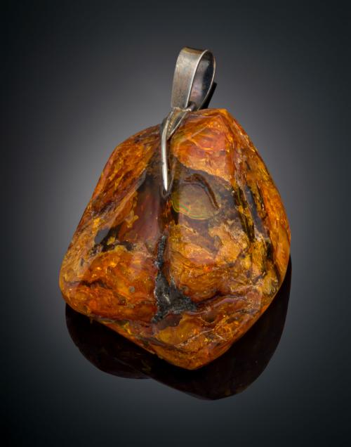 COLGANTE DE ÁMBAR BRUTO