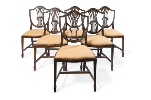Juego de 6 sillas estilo Sheraton, s. XXEn madera, respal