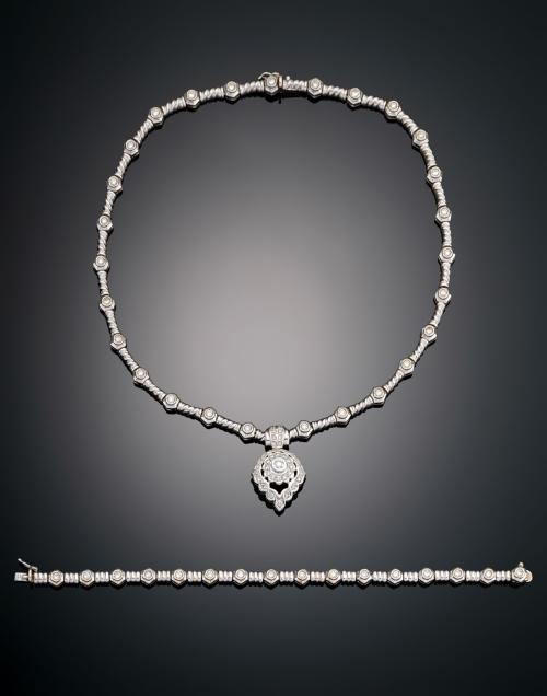 CONJUNTO ANTIGUO DE COLLAR Y PULSERA EN ORO BLANCO CON DIAM