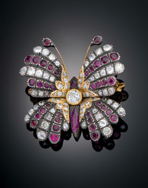 ALFILER VINTAGE CON FORMA DE MARIPOSA