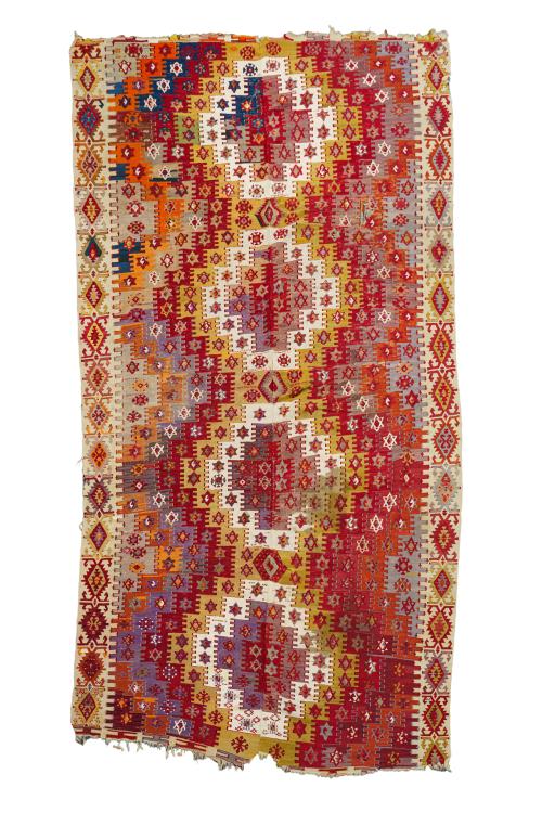 138   -  <p><span class="object_title">Kilim turco de diseño geométrio en tonalidades cálidas. </span><br></p>