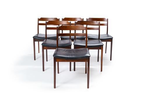 601   -  <p><span class="object_title">Juego de seis  sillas danesas en madera de palosanto. Años 60-70.</span><br></p>