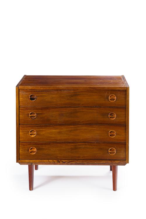 633   -  <p><span class="object_title">Cómoda danesa en madera de palisandro, años 60. </span><br></p>