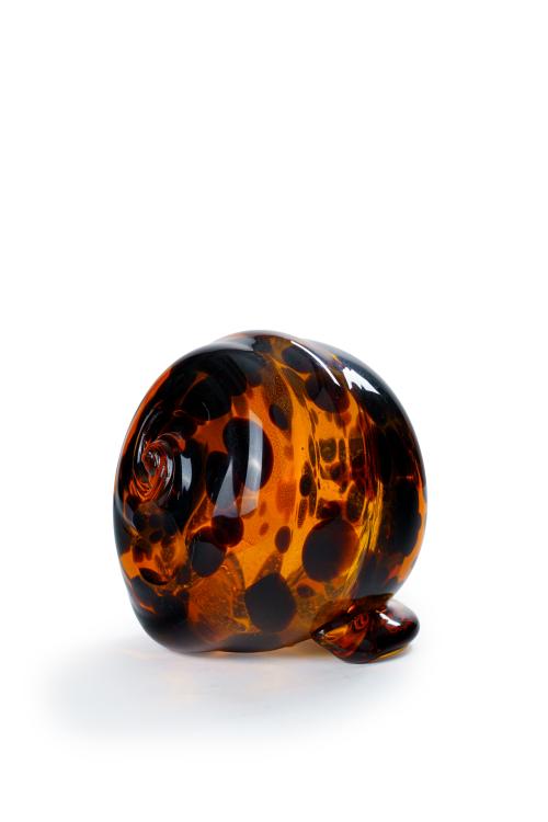 637   -  <p><span class="object_title">Caracol en vidrio de Murano color ámbar. Mediados del S. XX.</span><br></p>