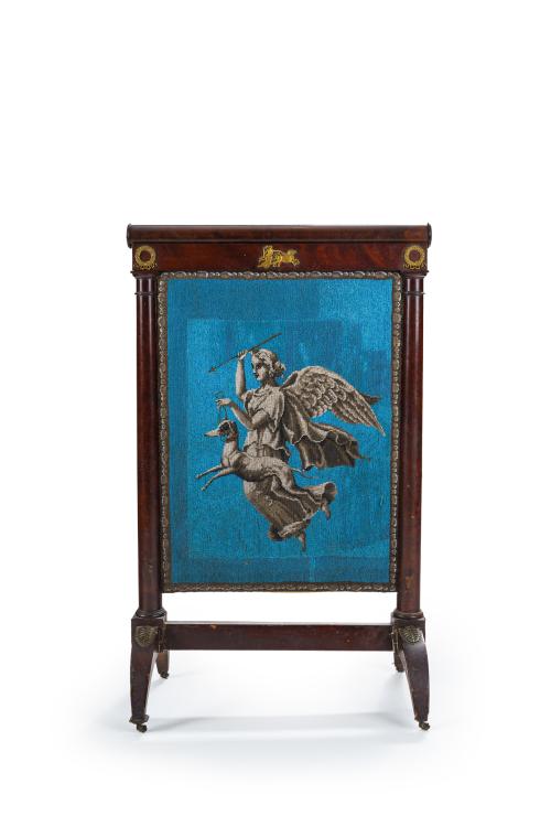 103   -  <p><span class="object_title">Paravant Imperio, ppios S. XIX.<br/>En madera de caoba con microbordado de pequeños cristales y aplicaciones de bronce dorado.</span><br></p>