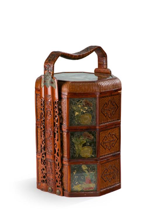 19   -  <p><span class="object_title">Cesta de boda, China, Época República (1912-1949). </span><br></p>