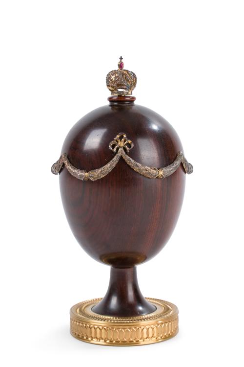 Huevo en madera de cocobolo, Coleccion " St. Petersburg col