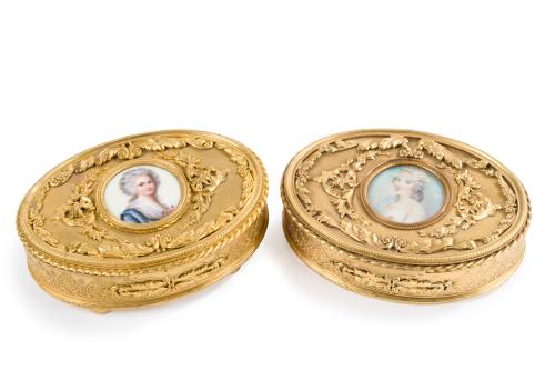 171 - <p><span class="object_title">Lote de dos cajitas-joyero de colección, Francia, finales S. XIX.</span><br></p>