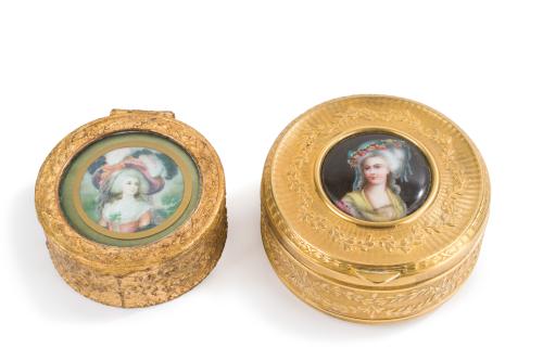 190 - <p><span class="object_title">Lote de dos cajitas-joyero de colección circulares en el gusto francés. </span><br></p>