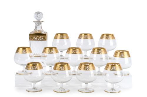 232 - <p><span class="object_title">SAINT LOUIS-FRANCIA<br/>Juego en cristal tallado de Saint Louis. </span><br></p>