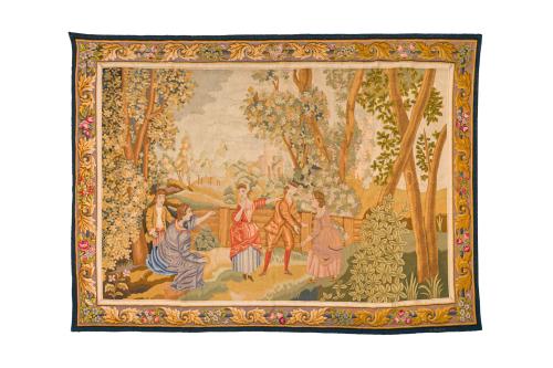 69   -  <p><span class="object_title">"La Gallinita Ciega"<br/>Tapiz en lana firmado Miguel Stuyck. C. 1945.<br/>Escena representada sobre fondo boscoso y cenefa decorada con cinta de roleos y flores. </span><br></p>