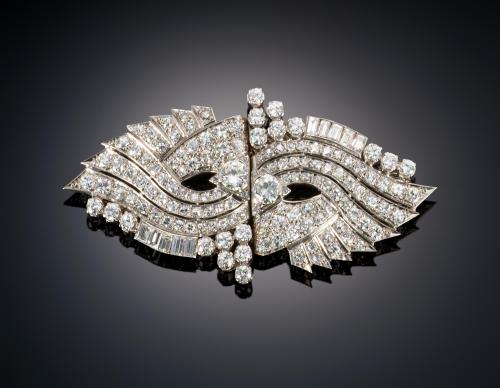 828   -  <p><span class="object_title">BROCHE AÑOS 40 CON DIAMANTES  </span></p>