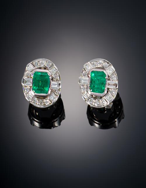 886   -  <p><span class="object_title">PENDIENTES AÑOS 80 ESMERALDAS Y DIAMANTES</span></p>