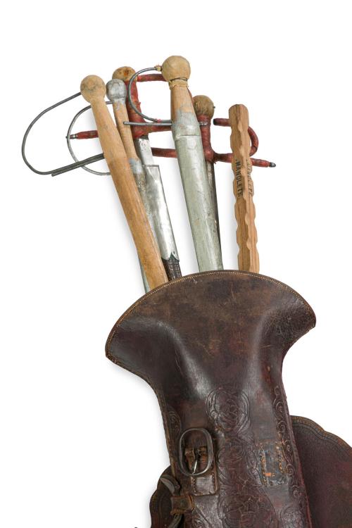 263   -  <p><span class="object_title">FUNDÓN DE ESPADAS DE MANOLETE</span><br></p>