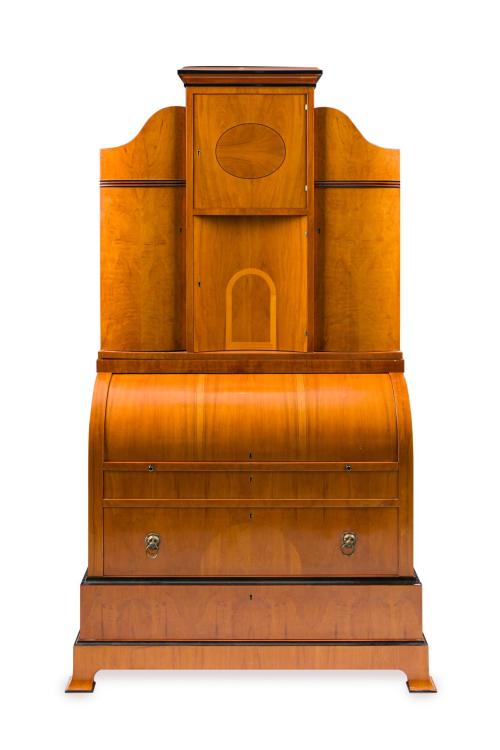 61   -  <p><span class="object_title">Elegante "boureau bookcase" sueco de estilo Biedermeier en madera de abedul pintada y ebonizada. </span><br></p>