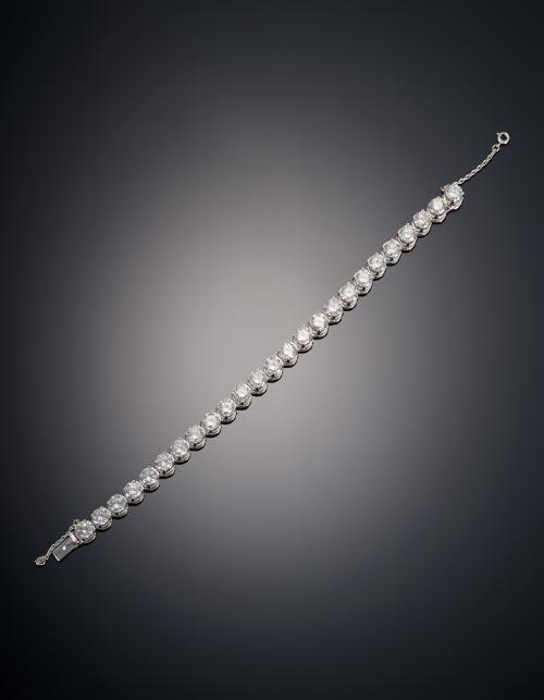 806   -  <p><span class="object_title">PULSERA RIVIERE CON DIAMANTES TALLA BRILLANTE </span></p>