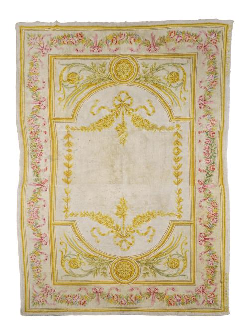193   -  <p><span class="object_title">Alfombra en lana de nudo español de la Real Fábrica de Tapices, 1914.</span><br></p>
