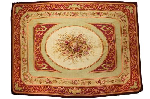 77   -  <p><span class="object_title">Importante alfombra Aubusson, s. XIX.</span><br></p>
