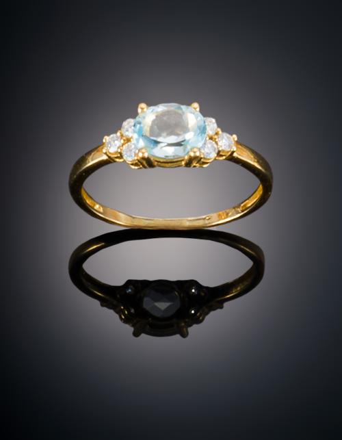 718   -  <p><span class="object_title">SORTIJA AGUAMARINA Y DIAMANTES </span></p>