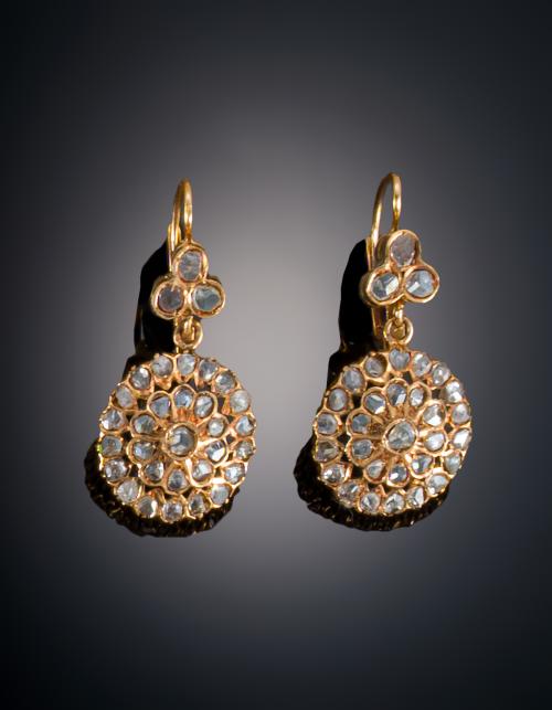 695   -  <p><span class="object_title">PENDIENTES ROSETÓN SIGLO XIX</span></p>