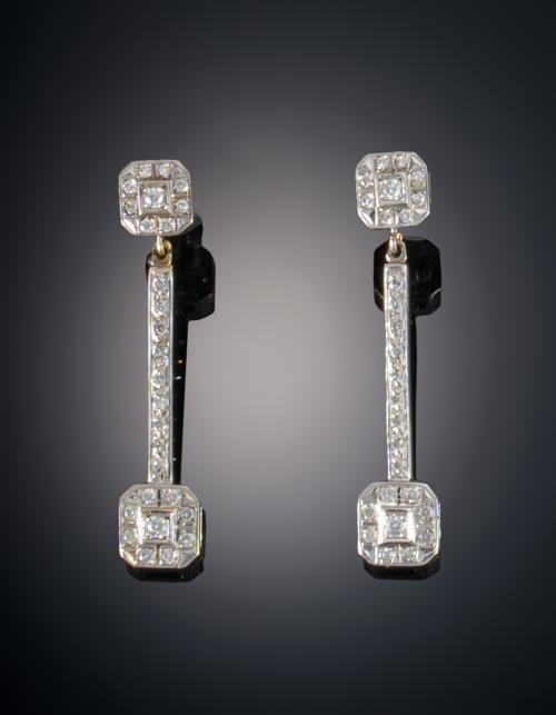 PENDIENTES LARGOS CON DIAMANTES