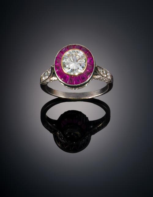 847   -  <p><span class="object_title">SORTIJA ESTILO ART DECÓ OJO DE PERDIZ </span></p>