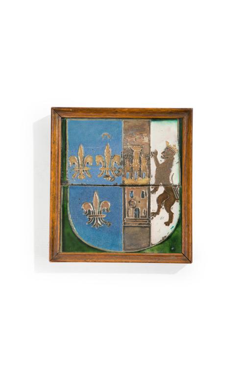 203   -  <p><span class="object_title">Importantísimo panel de dos azulejos sevillanos del siglo XVI (1518-1521) con blasón de la casa de los duques de Medinaceli.</span><br></p>