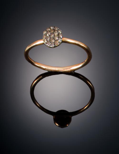 699   -  <p><span class="object_title">SORTIJA CON DIAMANTES</span></p>