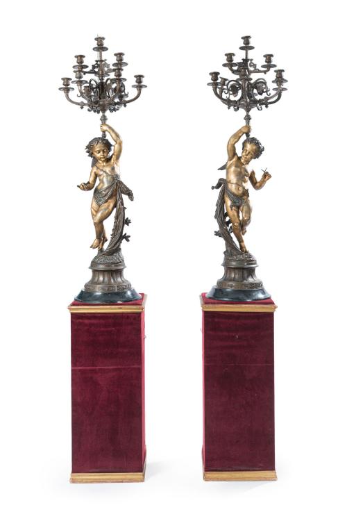 Pareja de grandes candelabros estilo Napoleón IIIEn calam