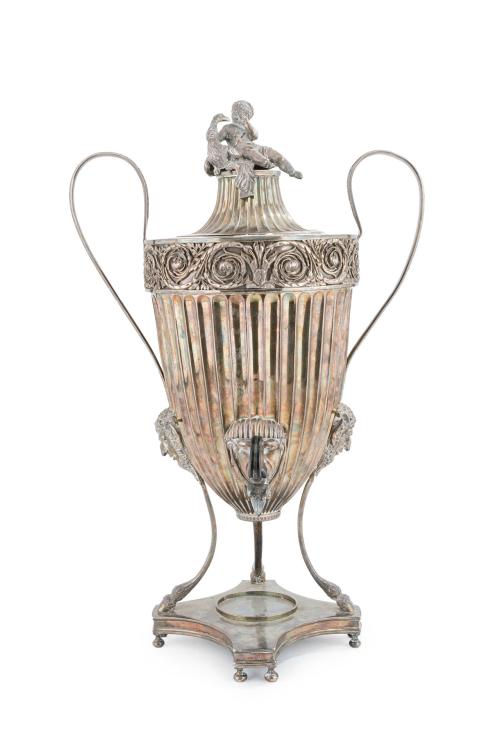 NICOLÁS CHARLEROI (1762-1828), Samovar de plata en su color