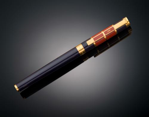 PLUMA YSL