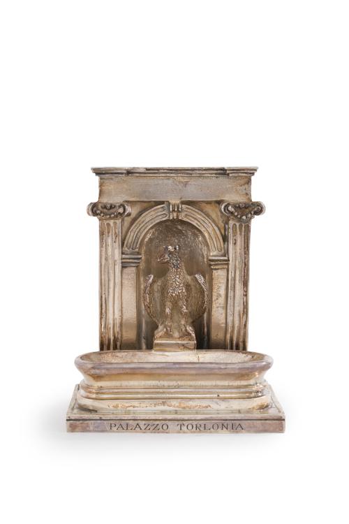 279 - <p><span class="object_title">"Palacio de Torlonia"<br/>Pieza en plata de ley 925, con marcas: "Roma" y "Serra". </span><br></p>