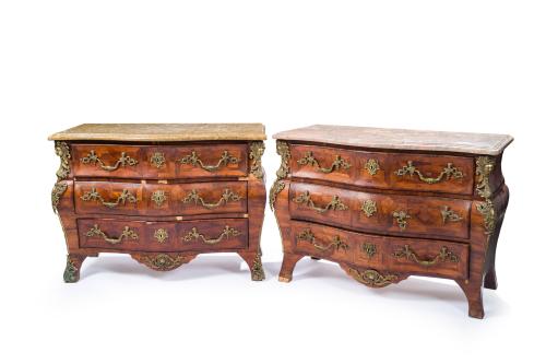 221 - <p><span class="object_title">Pareja de cómodas de estilo Regencia, Francia, S. XIX. </span><br></p>