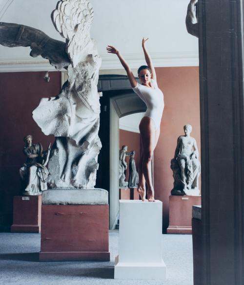 815   -  <p><span class="object_author">VALERY KATSUBA (Bielorrusia, 1965) - Gymnast and Victoria Samothrace (2)<br/></span></p>
