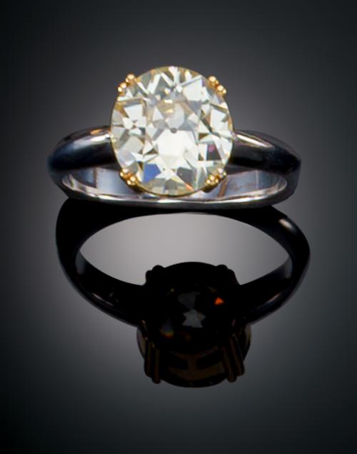 SOLITARIO CON DIAMANTE