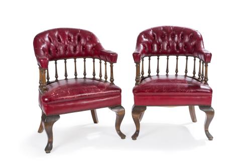 33 - <p><span class="object_title">"Club chairs"<br/>Pareja de sillones en piel granate. Inglaterra, C. 1920.</span><br></p>