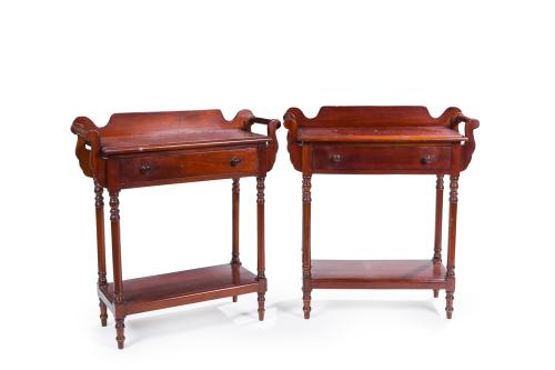 Pareja de mesitas camareras en madera. S. XX.