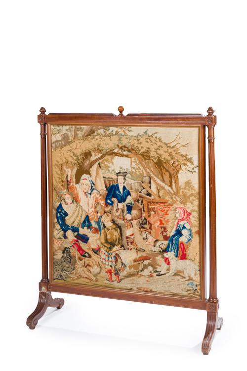 347 - <p><span class="object_title">Gran paravant en madera tallada con frente decorado en "petit point" representando una escena campestre.</span><br></p>