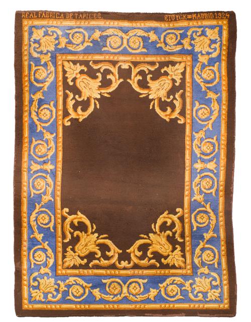 118 - <p><span class="object_title">Alfombra en lana de la Real Fábrica de Tapices con marcas de Stuyck, Madrid, 1924.<br/></span><br></p>