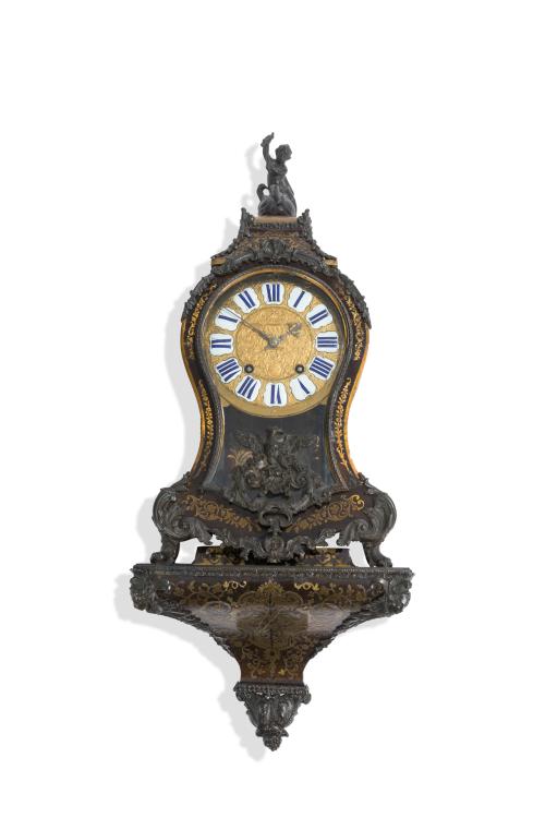 220   -  <p><span class="object_title">Reloj de cartel Luis XV. Francia, finales del S. XVIII. </span><br></p>