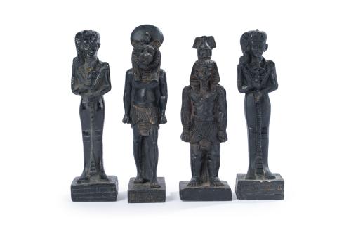 Lote de cuatro figuras de Dioses egipceos. 