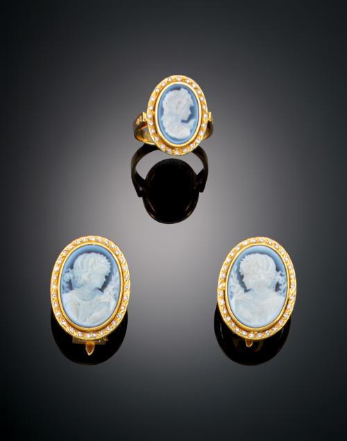 979   -  <p><span class="object_title">CONJUNTO PENDIENTES Y SORTIJA CON CAMAFEO</span></p>