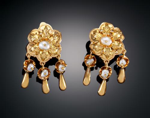 3016   -  <p><span class="object_title">PENDIENTES S. XIX </span></p>