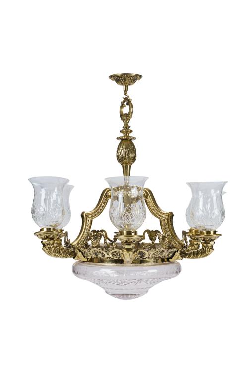 58   -  <p><span class="object_title">Gran lámpara de techo de siete luces, estilo Imperio, en bronce dorado. C. 1920.</span><br></p>
