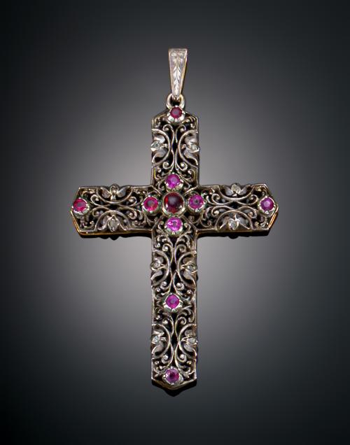 1027   -  <p><span class="object_title">COLGANTE DE CRUZ S. SIX </span></p>