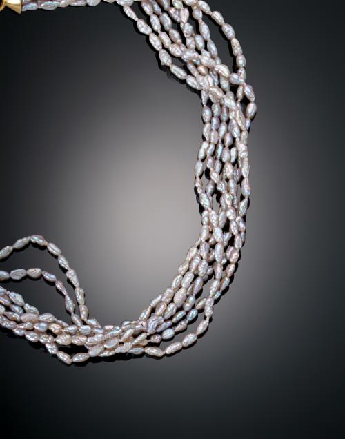 1187   -  <p><span class="object_title">COLLAR SIETE HILOS CON PERLAS DE AGUA DULCE </span></p>