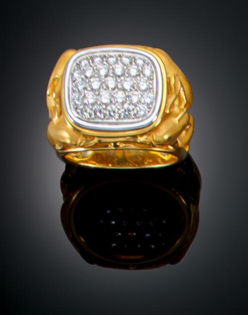 1140   -  <p><span class="object_title">SORTIJA ANCHA CON DIAMANTES </span></p>